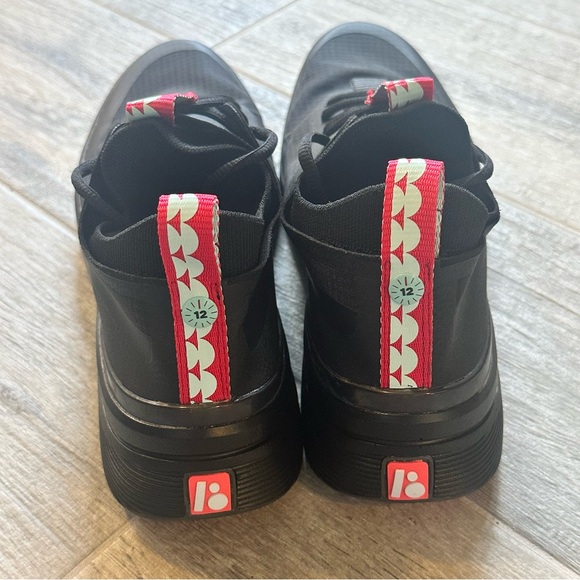 BALA 12 BLACK NOCTURNAL NURSING SNEAKERS SIZE WOMEN 11.5 MENS 10.5 - Picture 3 of 7